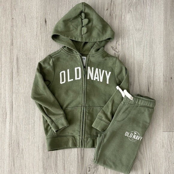 Kids Sweatsuit - Picture 1 of 2